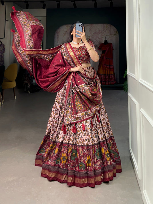 Indian Traditional Wear Lehenga Choli With Foil Work Chaniya Choli