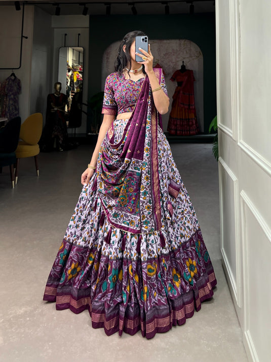 Pretty Lehenga Choli With Beautiful Foil Work Lehenga Choli